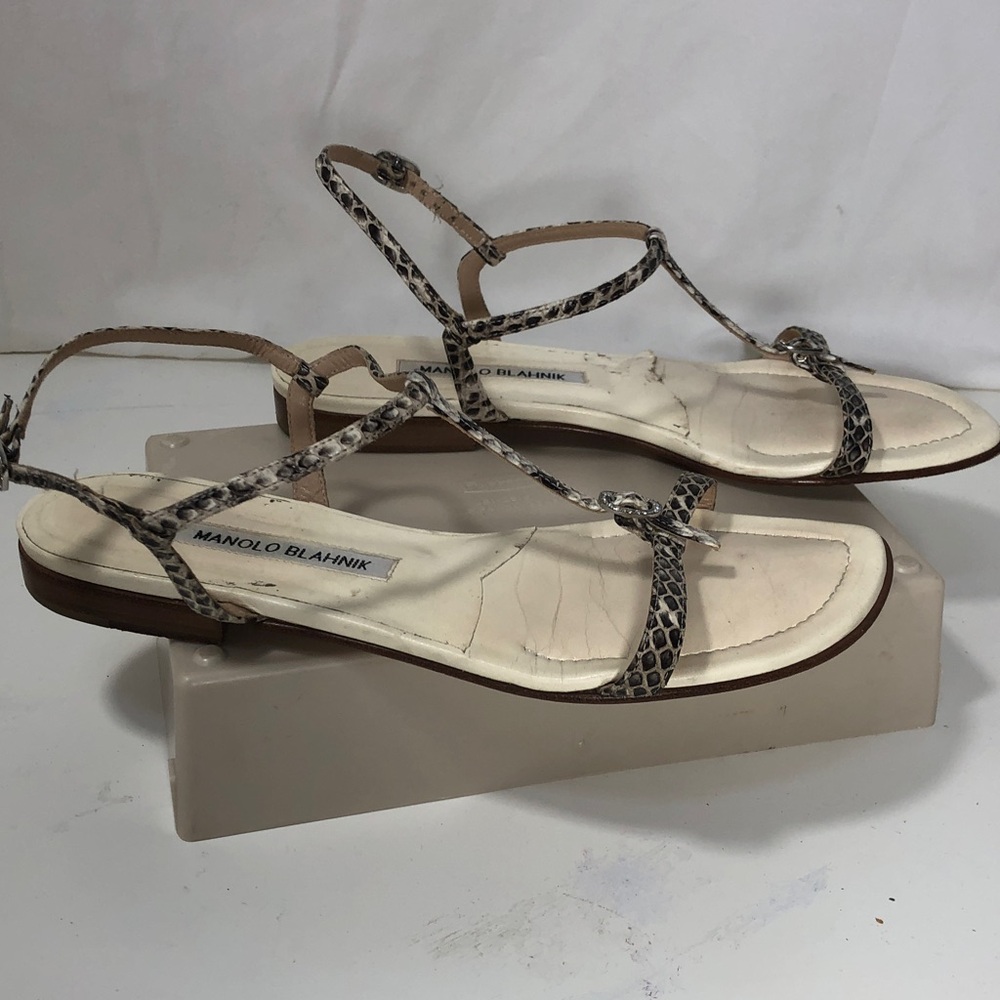 Manolo Blahnik Handmade in Italy. Leather Animal Print Flats Sandals, Size 7 (US - Picture 2 of 14
